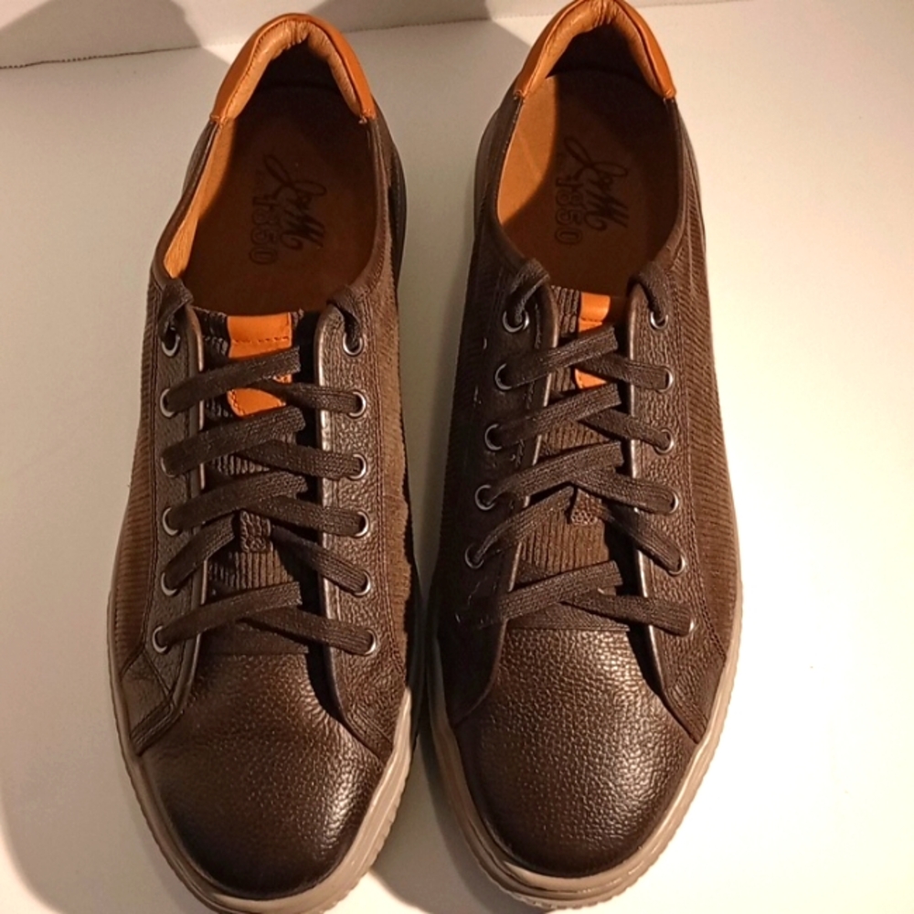 Johnston and Murphy Men's Toliver Leather and Corduroy sneakers Brown